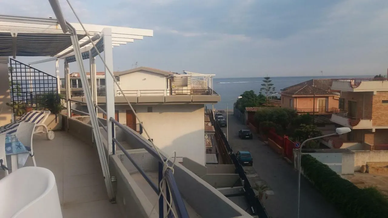 Tatil Evi Ipanema Suite Giardini Naxos İtalya