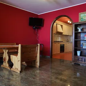 Nick & Santo's Holiday Homes Beach Front Lux Giardini Naxos