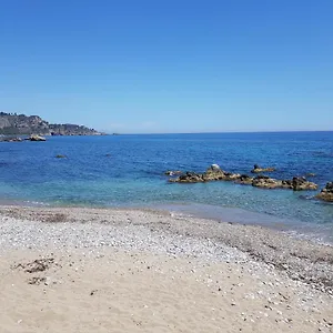 Via Lombardo Giardini Naxos